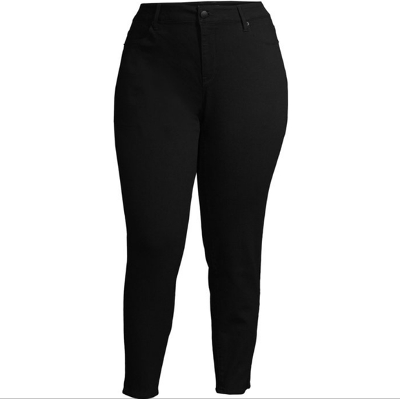 🖤NO BOUNDARIES PLUS SIZE LOW-RISE JEAN - Picture 1 of 4